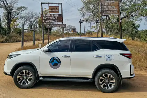 Cultural Village Tour | Blue Giraffe SA